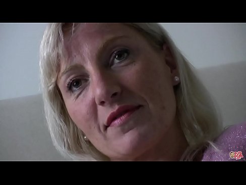 ❤️ La madre che abbiamo tutti scopato ... Signora, si comporti bene! ️ Video di sesso al it.ru-pp.ru ☑